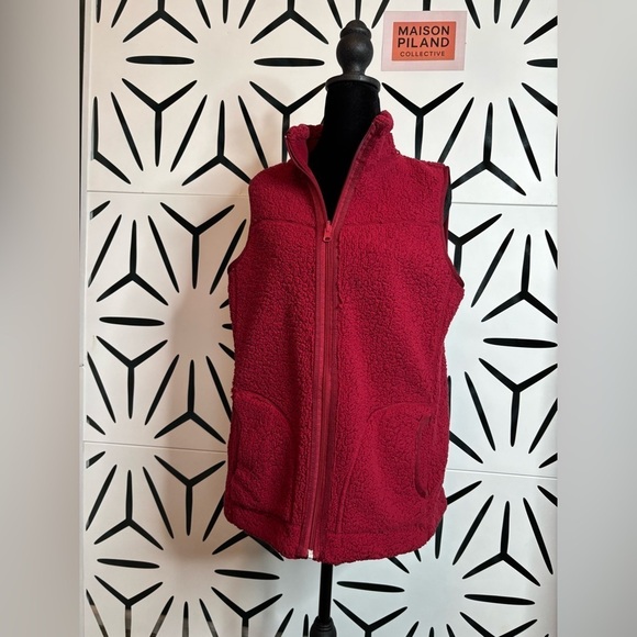 Republic Industry Jackets & Blazers - Republic Industry Cozy Deep Red Reversible Vest Size L